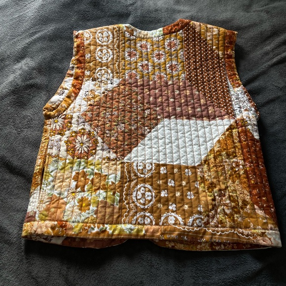 EUC Spell Cha Cha Quilted Patchwork Vest - Picture 5 of 8